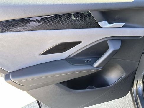 New 2026 Volkswagen Tiguan SE R-Line image 9