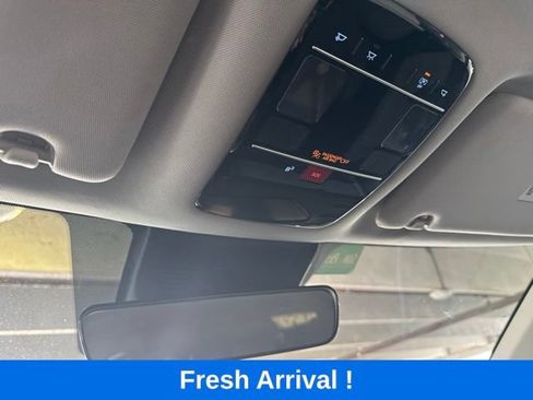 Used 2025 Hyundai Santa Fe SEL FWD image 11