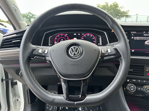 Used 2021 Volkswagen Jetta SEL FWD image 11