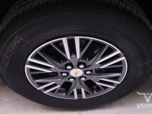 New 2026 Chevrolet Traverse LT image 38