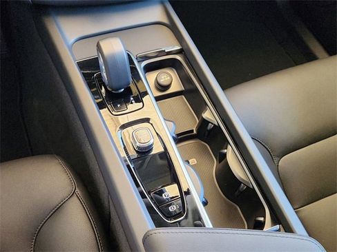 Certified 2025 Volvo XC60 T8 Core w/ Protection Package Premier image 21