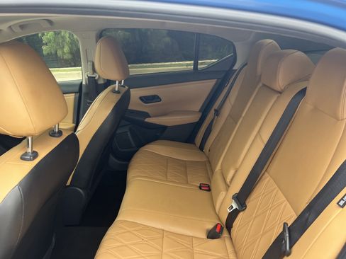 Used 2024 Nissan Sentra SV w/ SV Premium Package FWD image 28
