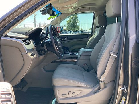 Used 2015 GMC Yukon SLE w/ Convenience Package image 9