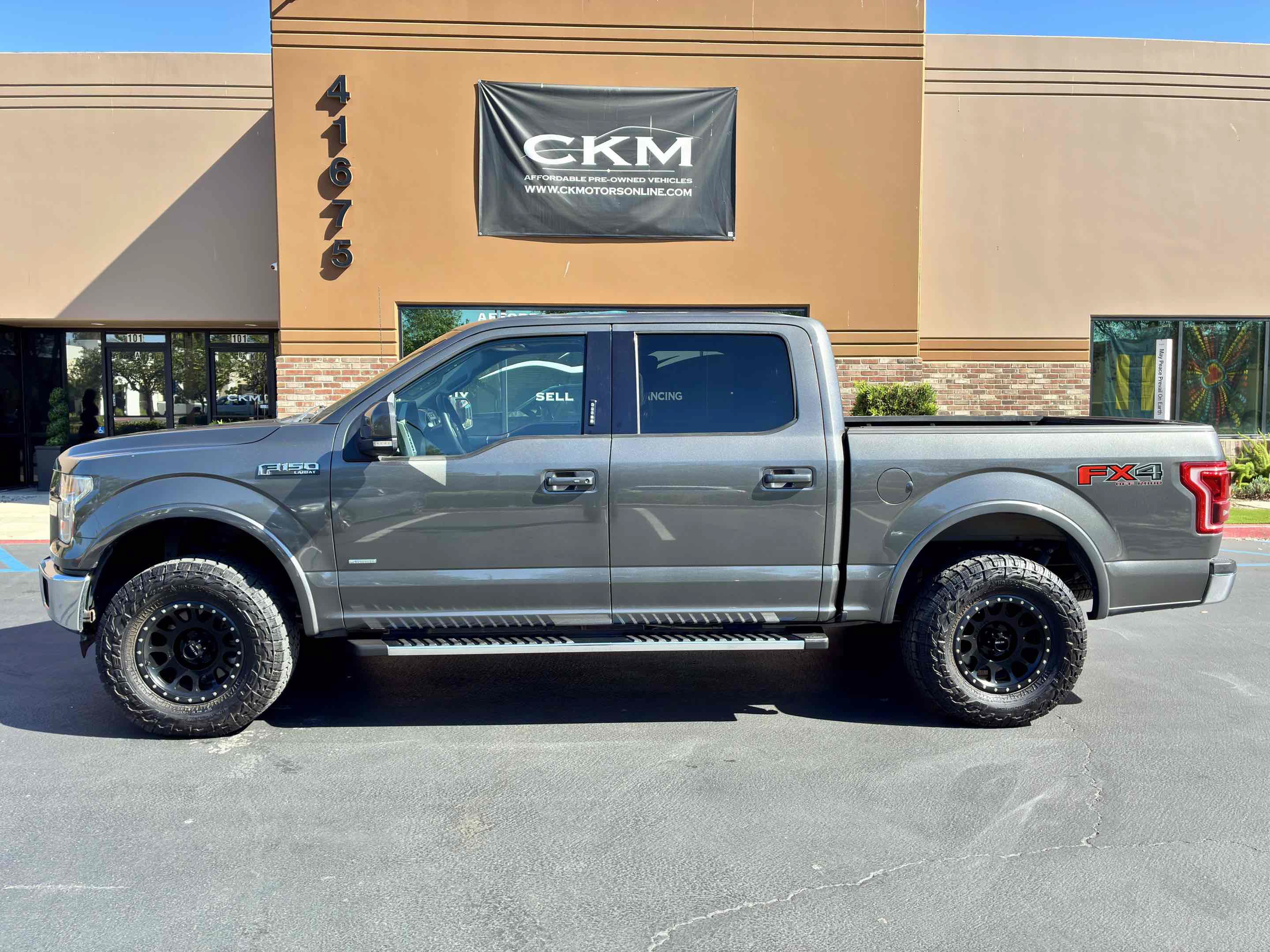 Used 2016 Ford F150 Lariat w/ Equipment Group 501A Mid AWD/4WD image 3