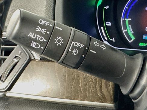 Used 2020 Honda Accord Touring image 12