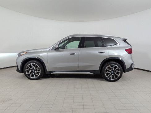Used 2025 BMW X1 xDrive28i w/ Convenience Package AWD/4WD image 2
