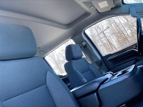 Used 2023 Chevrolet Silverado 1500 LT image 22