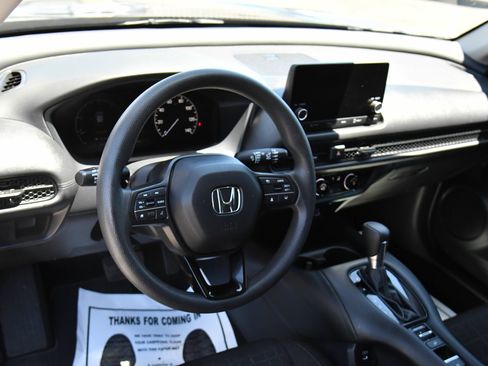 Used 2024 Honda HR-V LX image 16