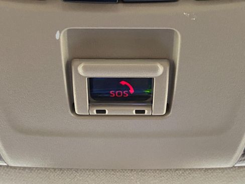 Used 2022 Toyota Corolla LE FWD image 25
