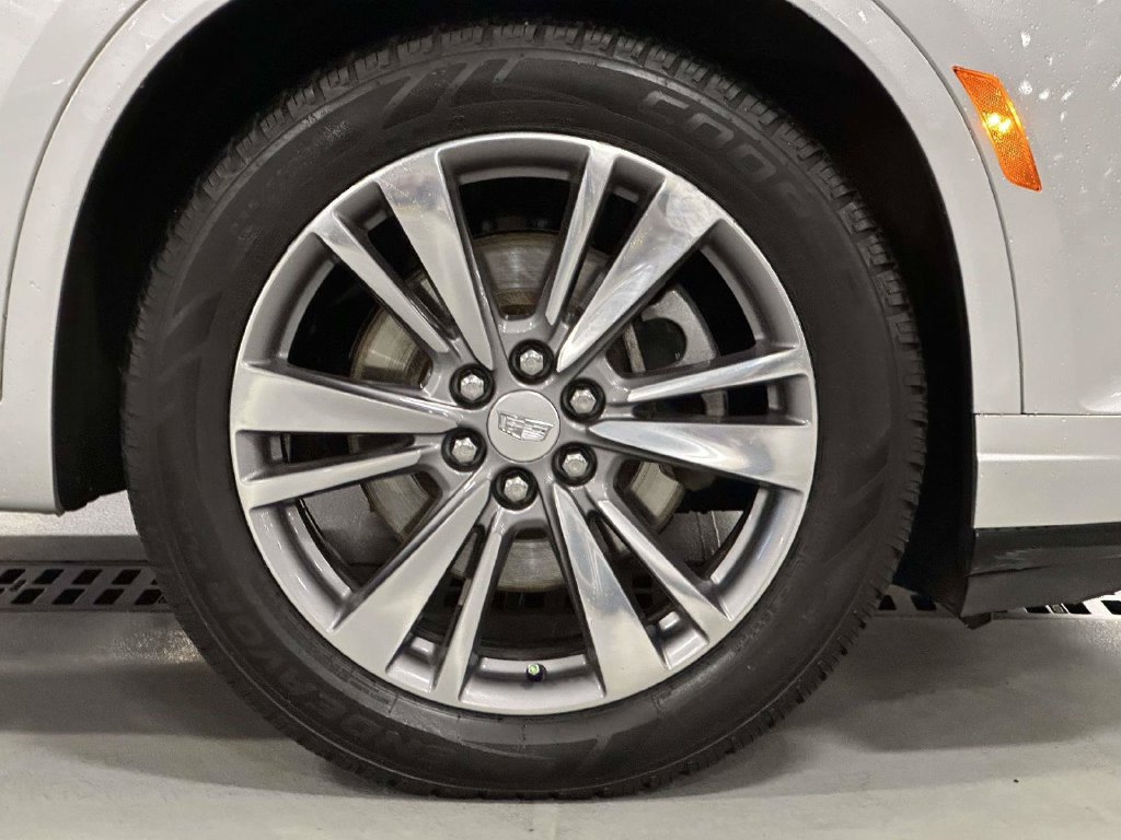 Used 2020 Cadillac XT6 Premium Luxury AWD/4WD image 8