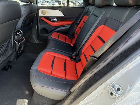 New 2026 Mercedes-Benz GLE 53 AMG 4MATIC image 32