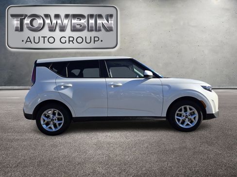 Certified 2024 Kia Soul LX w/ Option Group 015 image 3