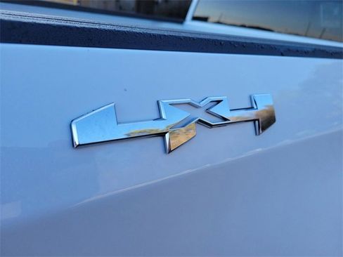 Used 2025 GMC Sierra 1500 SLT image 35