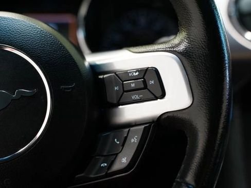 Used 2015 Ford Mustang GT RWD image 18