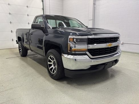 Used 2018 Chevrolet Silverado 1500 W/T w/ Chrome Bumper Package image 2