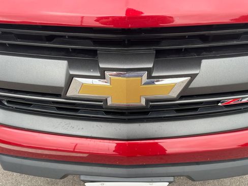 Used 2018 Chevrolet Colorado Z71 AWD/4WD image 32