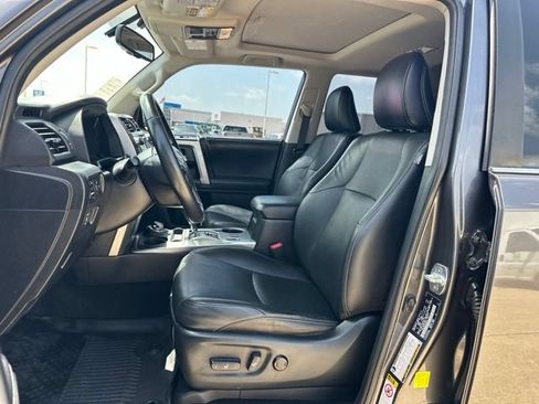Used 2018 Toyota 4Runner Limited AWD/4WD image 10