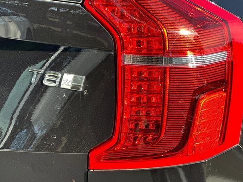 Used 2017 Volvo XC90 T8 Excellence image 12
