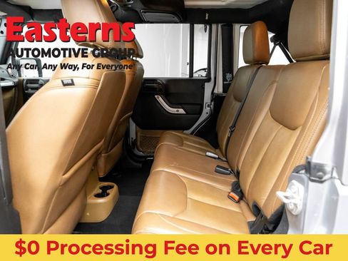 Used 2017 Jeep Wrangler Unlimited Sahara w/ Max Tow Package AWD/4WD image 23
