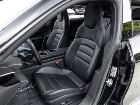 Certified 2022 Porsche Taycan 4 Cross Turismo AWD/4WD image 5