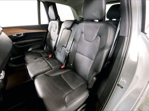 Used 2024 Volvo XC90 B6 Plus image 26