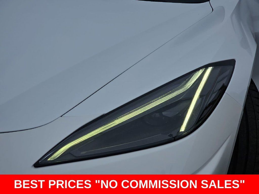 Used 2022 Chevrolet Corvette Stingray Premium Conv w/ Z51 Performance Package RWD image 34