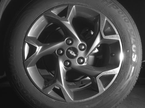 Used 2025 Chevrolet Trax LT FWD image 14