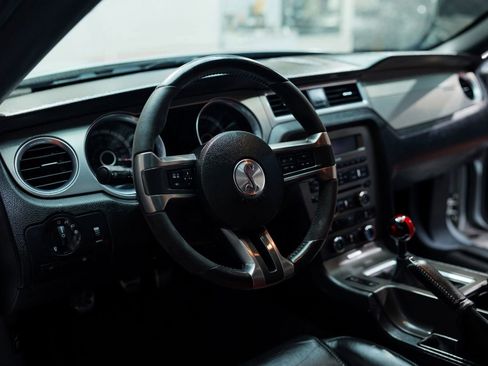 Used 2013 Ford Mustang Shelby GT500 image 31