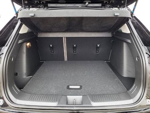 New 2026 Chevrolet Trax ACTIV w/ Sunroof Package FWD image 26