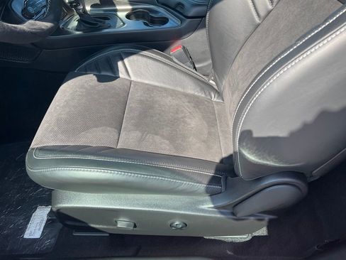 New 2023 Dodge Challenger SRT Hellcat w/ Driver Convenience Group image 10