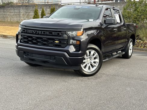 Used 2022 Chevrolet Silverado 1500 Custom image 5