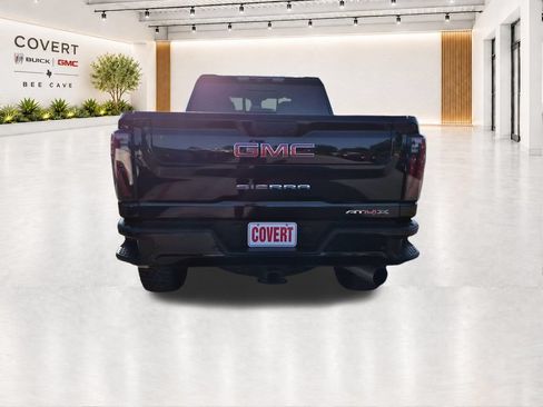 Used 2025 GMC Sierra 2500 AT4X AWD/4WD image 12