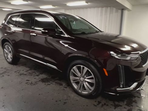 Used 2021 Cadillac XT6 Premium Luxury image 38