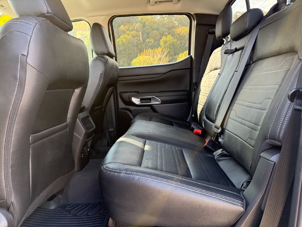 Used 2024 Ford Ranger Lariat w/ FX4 Off-Road Package AWD/4WD image 36