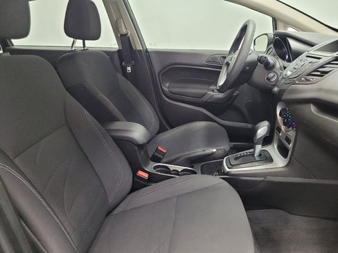 Used 2019 Ford Fiesta SE image 21