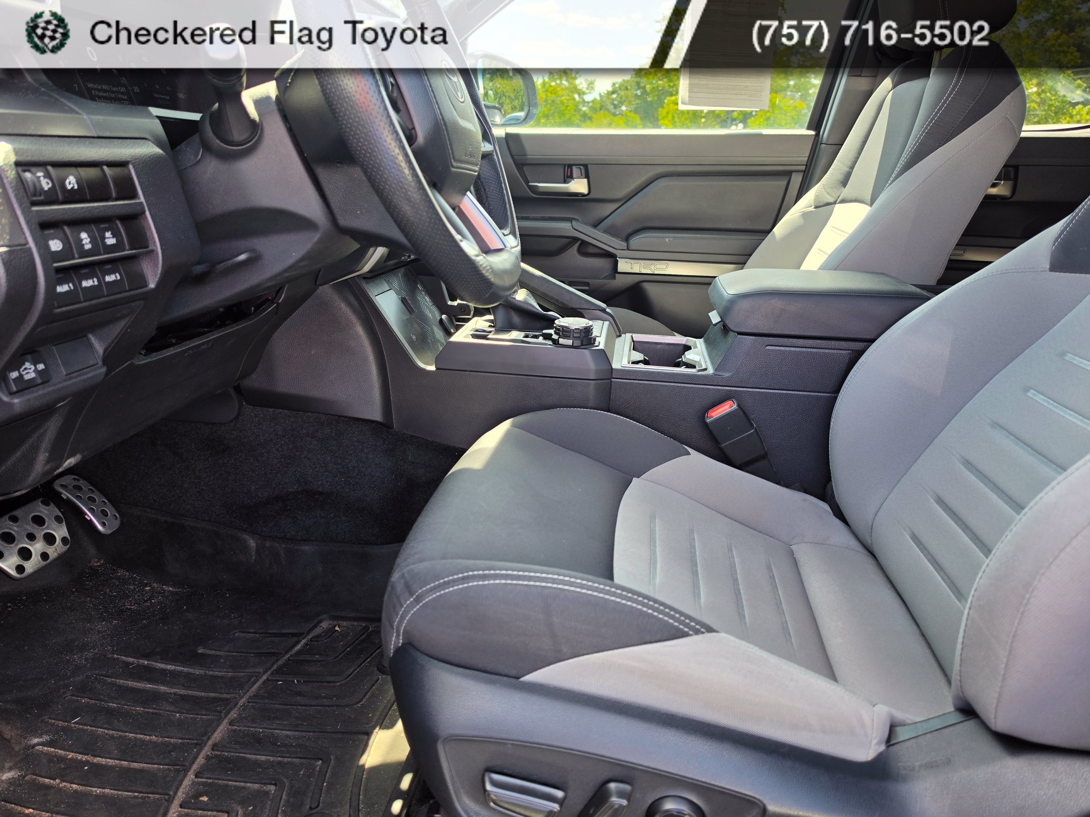 Used 2024 Toyota Tacoma TRD Sport w/ TRD Sport Upgrade Package AWD/4WD image 9