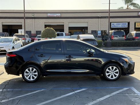 Used 2024 Toyota Corolla LE FWD image 8