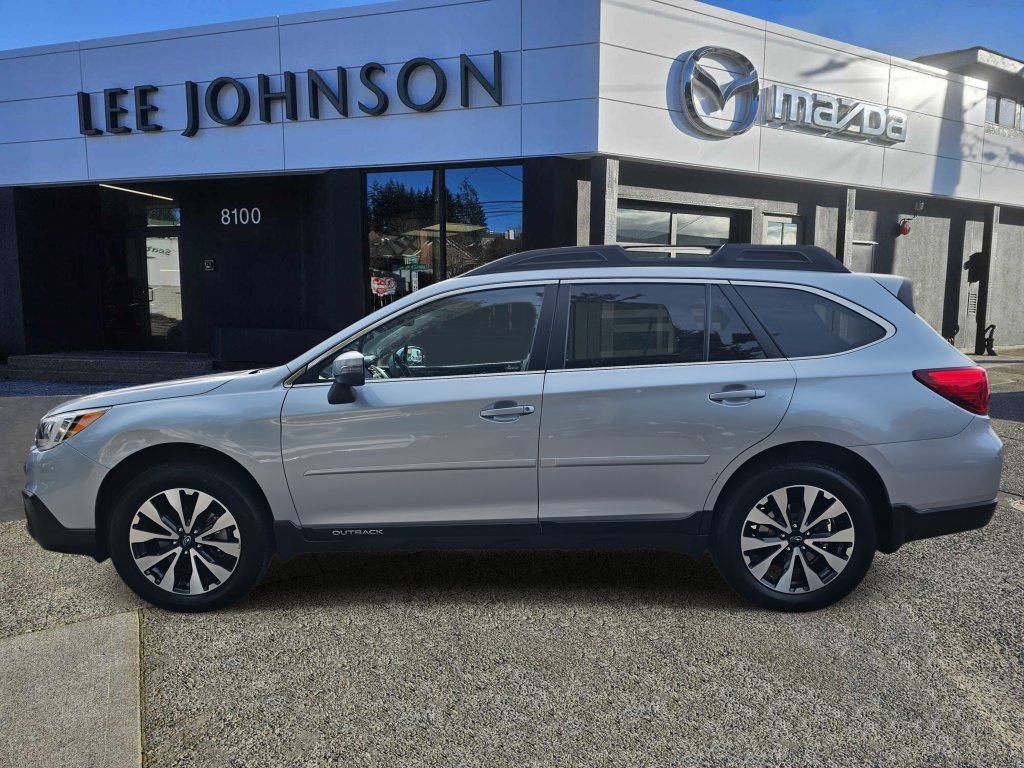 Used 2016 Subaru Outback 2.5i Limited AWD/4WD image 2