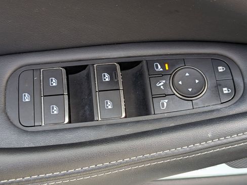 Used 2022 INFINITI QX60 Sensory w/ Cargo Package image 14