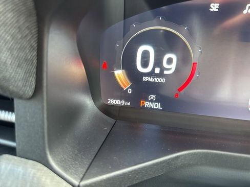 Certified 2025 Ford Explorer Platinum image 11