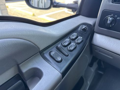 Used 2001 Ford F250 XLT RWD image 41