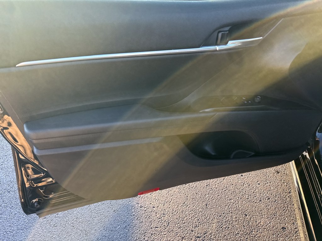 Used 2024 Toyota Camry SE FWD image 19