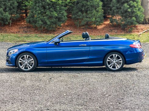 Used 2017 Mercedes-Benz C 300 Cabriolet image 4