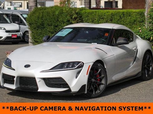 Used 2023 Toyota Supra Premium w/ Driver Assist Package image 4