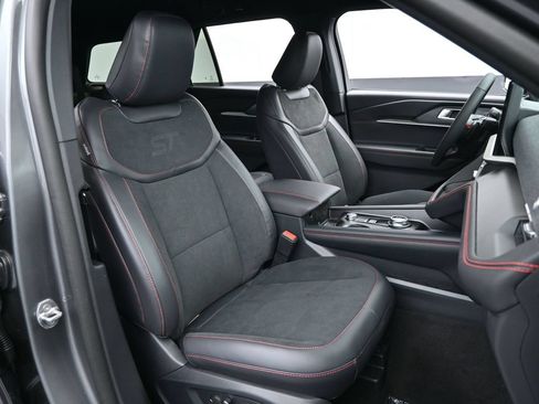 New 2026 Ford Explorer ST AWD/4WD image 30