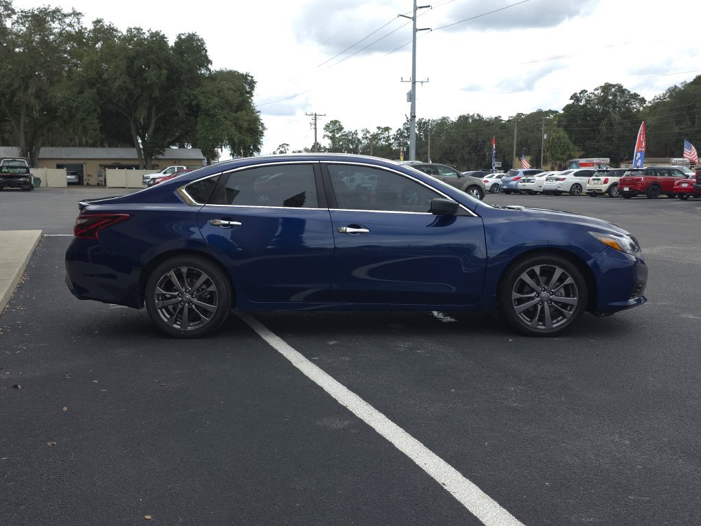 Used 2018 Nissan Altima 2.5 SR w/ SR Special Edition FWD image 5