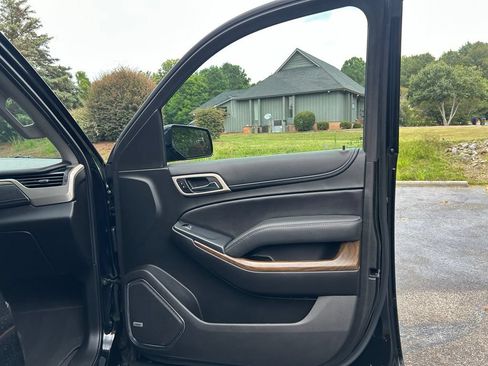 Used 2019 GMC Yukon XL Denali w/ Denali Ultimate Package AWD/4WD image 64