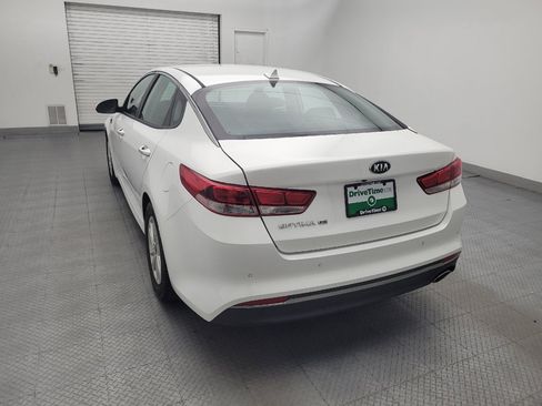 Used 2017 Kia Optima LX w/ Convenience Plus Package FWD image 6