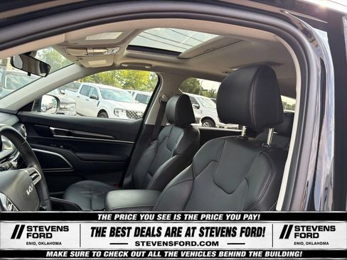 Used 2025 Kia Telluride S FWD image 17
