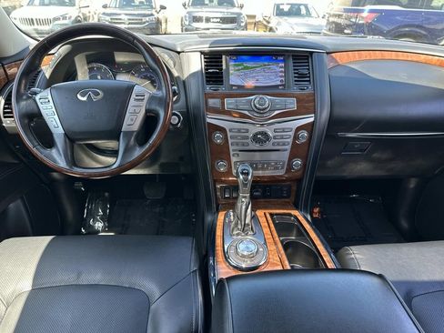 Used 2018 INFINITI QX80 4WD w/ Driver Assistance Package image 11